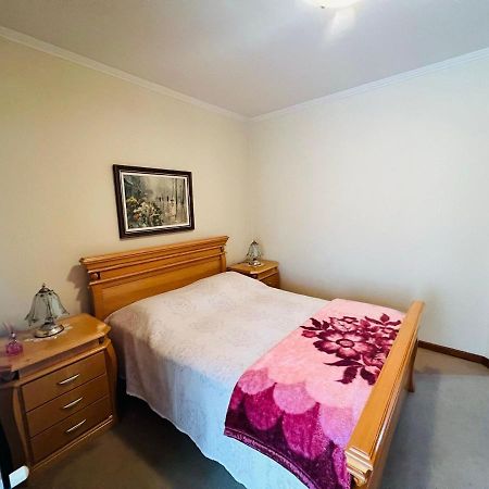 Апартаменты Mrg- Colonial 2D - 200 Mts Da Rua Torta Грамаду Экстерьер фото